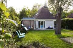 Ferienhaus - Grand Tolve Wellness de luxe met sauna buitenspa & sloep - Ferienhaus in Earnewald (12 Personen)