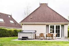 Ferienhaus - Tobke Wellness de luxe VIP met sauna met buitenspa - Ferienhaus in Earnewald (6 Personen)