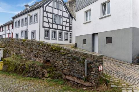 Burghof woning A - Appartement in Hellenthal-Reifferscheid (2 Personen)