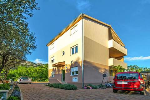 Holiday flat Kuco, Starigrad Paklenica-3-Raum-App., SD44 A01-4, ca. 58 qm, bei Belegung mit 1-4 Pers. - Appartement in Starigrad-Paklenica (4 Personen)