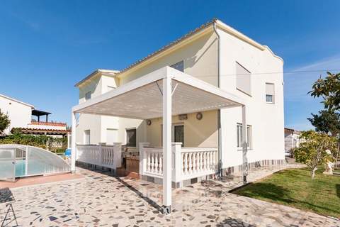 Bon Relax Blanc - Ferienhaus in Sant Pere Pescador (10 Personen)