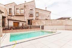 Ferienhaus - Can Códol 1 - Ferienunterkunft in Maians-Castellfollit del Boix (5 Personen)