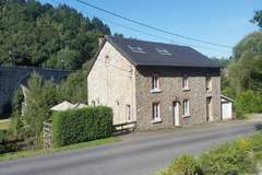 Ferienhaus - Ambleve - Ferienunterkunft in Stoumont (12 Personen)
