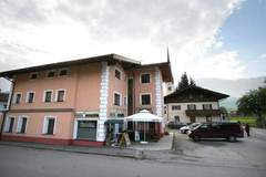 Ferienwohnung - Apart Andrea -  App 1 links - Ferienunterkunft in Uderns (6 Personen)