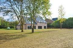 Ferienhaus - Petit Coin de Paradis - Ferienunterkunft in Somme Leuze (12 Personen)