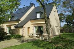 Ferienhaus - Maison de vacances A - Ferienunterkunft in Erquy (5 Personen)