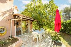 Ferienhaus - La Bergerie - Ferienunterkunft in Berre-les-Alpes (4 Personen)