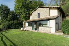 Ferienhaus - Il Belvedere - Ferienunterkunft in Sermugnano (2 Personen)