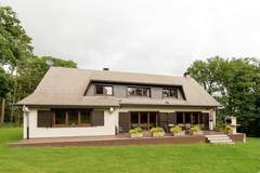 Ferienhaus, Exklusive Unterkunft - Le Beau Jardin - Ferienunterkunft in Erneuville (9 Personen)