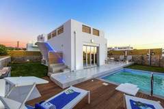 Ferienhaus, Exklusive Unterkunft - Thalasses Villa 1 - Ferienunterkunft in Pigianos Kampos (4 Personen)