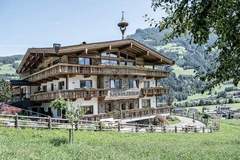 Bauernhof - Gartenblick - Bauernhof in Mayrhofen-Schwendau (4 Personen)