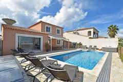 Ferienhaus - Villa Camargue - Ferienunterkunft in Le Grau-du-Roi (8 Personen)