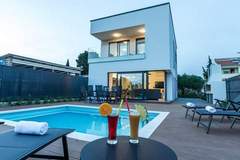 Ferienhaus, Exklusive Unterkunft - Villa Tuta - Ferienunterkunft in Pakostane (8 Personen)