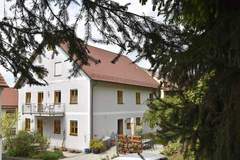 Ferienwohnung - Schloßbergblick - Ferienunterkunft in Tännesberg (4 Personen)
