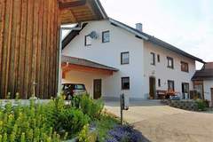 Ferienwohnung - Landhaus Rosmarie - Ferienunterkunft in Gleißenberg (4 Personen)
