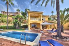 Ferienhaus, Exklusive Unterkunft - Casa Esmeralda - Ferienunterkunft in Mijas (6 Personen)