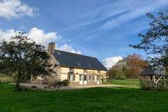 Ferienhaus - Heslonniere - Ferienunterkunft in Isigny-le-Buat (8 Personen)