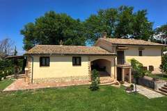 Ferienhaus - Pino - Ferienunterkunft in Selci (2 Personen)