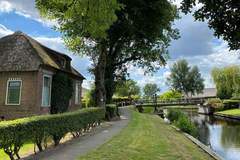 Ferienhaus - Aan de dwarsgracht - Ferienhaus in Giethoorn (2 Personen)