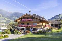 Ferienwohnung - Moiklerhof - Ferienunterkunft in Ramsau im Zillertal (18 Personen)