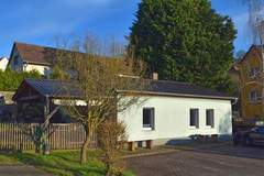 Ferienhaus - Burgblick - Ferienunterkunft in Naumburg (4 Personen)