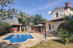 Ferienhaus - Villa Monte Madonna - Ferienunterkunft in Sisan (8 Personen)