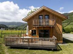 Ferienhaus - Ferienhaus Chalet mit 2 Schlafzimmern & IR-Sauna