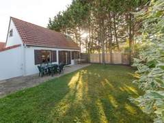 Ferienhaus - Ferienhaus Vissershuisje Nova with parking