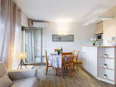 Ferienwohnung - Ferienwohnung Les Platanes