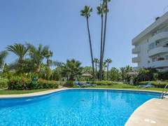 Ferienwohnung - Ferienwohnung Marbella Real Gardens