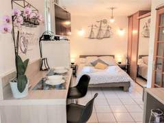 Ferienwohnung - Ferienwohnung Les Hortensias