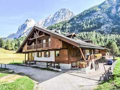 Ferienwohnung - Ferienwohnung, Chalet Cesa Galaldriel