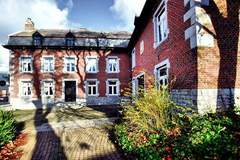 Ferienhaus - Chateau-ferme Delhaise - Ferienunterkunft in Mesnil St. Blaise (25 Personen)