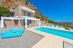 Ferienhaus, Exklusive Unterkunft - Villa Olimpo - Ferienunterkunft in Kalythies (8 Personen)