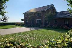 Ferienhaus, Exklusive Unterkunft - Villa Grenszicht - Ferienunterkunft in Megchelen (10 Personen)