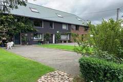 Ferienwohnung - Haus Hunnenberg - Appartement in Bullingen (6 Personen)