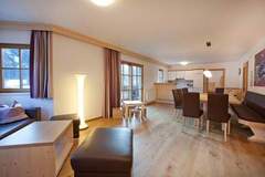 Ferienwohnung - Kirchstubn- Top 2 und Top 3 - große Wohnung - Ferienunterkunft in Wald im Pinzgau (14 Personen)