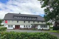 Ferienhaus - Winterberg - Ferienunterkunft in Winterberg (25 Personen)