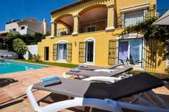 Ferienhaus - Casa Amarilla Blanca - Ferienunterkunft in Salobreña (8 Personen)