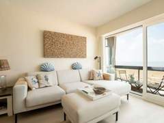 Ferienwohnung - Ferienwohnung Pacific with parking and sea view