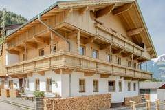 Ferienwohnung - Klammerhof - Dorfblick klein - Ferienunterkunft in Hainzenberg (4 Personen)
