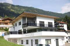 Ferienwohnung - Zirben Heim - Ferienunterkunft in Fügen (5 Personen)
