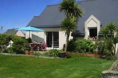 Ferienhaus - Pretty holiday home in palm garden near coast Pleubian - Ferienunterkunft in Pleubian (4 Personen)