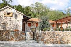 Ferienhaus - holiday home Jucinovi Dvori Starigrad PaklenicaVilla ca 150 qm für 12 Personen - Ferienhaus in Starigrad-Paklenica (12 Personen)