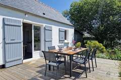 Ferienhaus - Holiday home with terrace and garden in Locquirec - Ferienhaus in Locquirec (5 Personen)