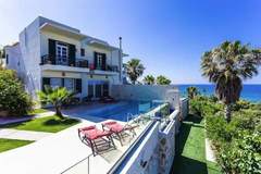 Ferienhaus, Exklusive Unterkunft - Villas Avra & Pyrgos, Episkopi-Villa Avra, ca. 120 qm, 6 pax - Ferienunterkunft in Episkopi (6 Personen)