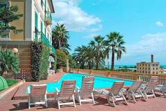 Ferienhaus, Exklusive Unterkunft - Residence Miramare Imperia - M4S / M4U / BX4 - Ferienunterkunft in Imperia (4 Personen)