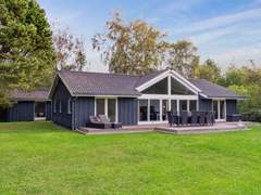 Ferienhaus - Ferienhaus Josina - 675m from the sea