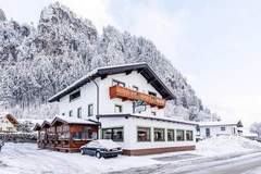 Ferienwohnung - Wohnung Wiese - Ferienunterkunft in Strass im Zillertal (5 Personen)