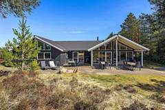 Ferienhaus - Ferienunterkunft in Blåvand (18 Personen)